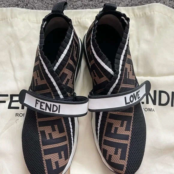 FENDI sneakers size 38 - Picture 9 of 12